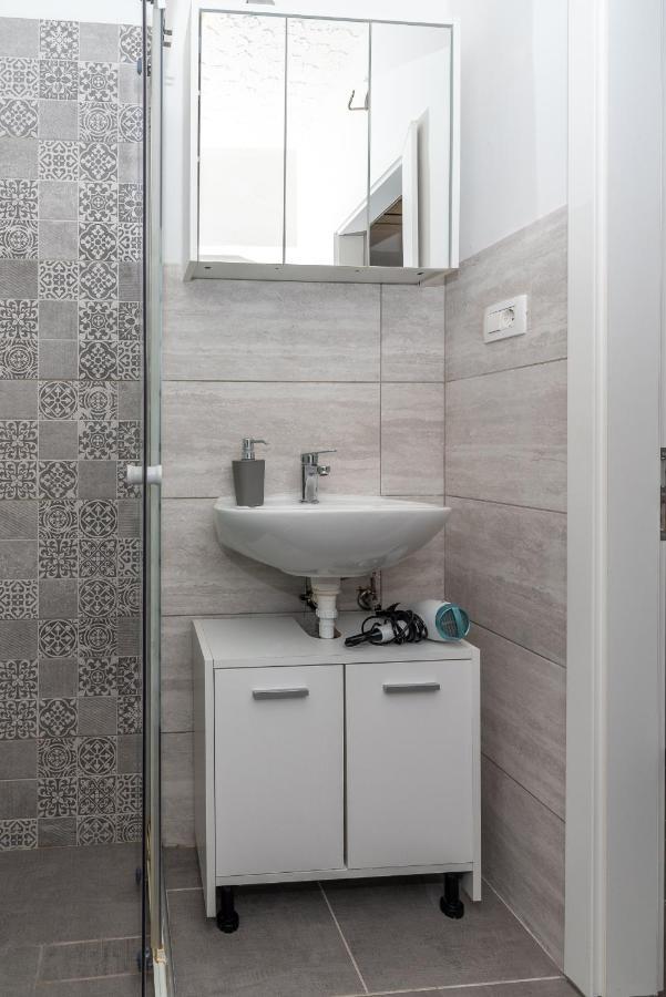 Studio Apartman Duje Trogir Luaran gambar